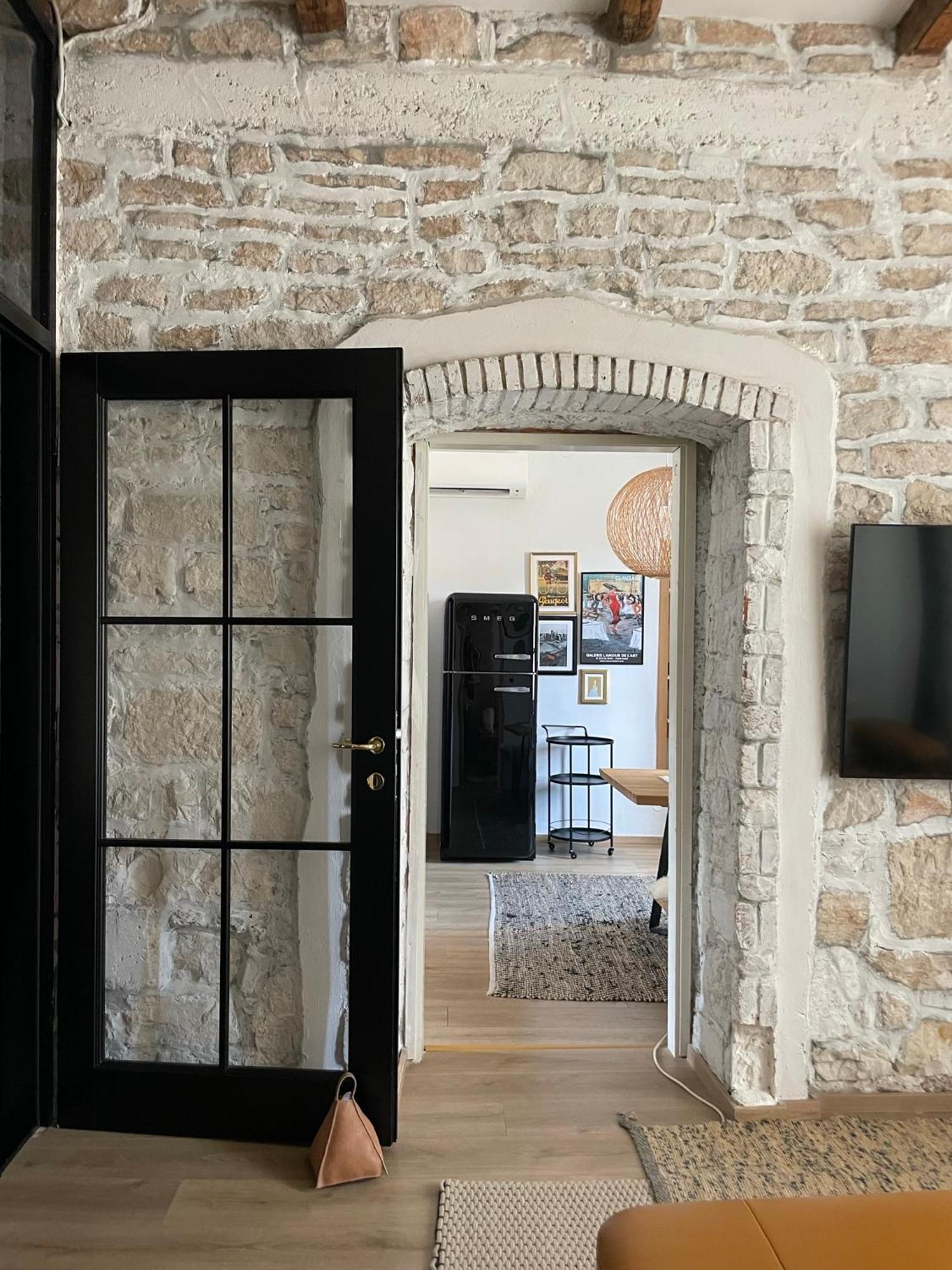 The Bungalow By The Sea In Historic Porec Old City Exterior foto